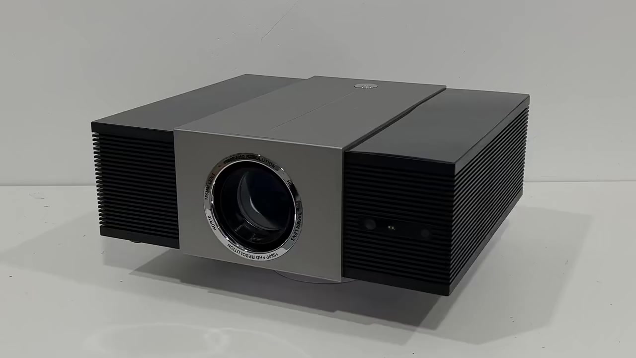 هذا الجهاز هو جهاز عرض (Projector) من العلامة  TouYinger، ويتميز
بالمواصفات التالية:

السطوع: 2000 شمعة ANSI.

حجم صوره 300 انج اي ما يقارب ٦ متر 

الدقة: دعم تشغيل محتوى بدقة 4K.

نظام التشغيل: Android 12.0 مع ذاكرة 2 جيجابايت ورام 32 جيجابايت.
YouTube   Netflix  سينمانا  سوق بلي

الصوت: مكبرات صوت مدمجة بقوة 15 واط × 2.

الميزات: تصحيح تلقائي للصورة (Automatic Correction).
الوان مشبعه
جميع الاجهزه جديده غير مستخدمه مع ضمان للجهاز
للحجز والاستفسار واتس اب
***********

