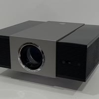 هذا الجهاز هو جهاز عرض (Projector) من العلامة  TouYinger، ويتميز بالمو...