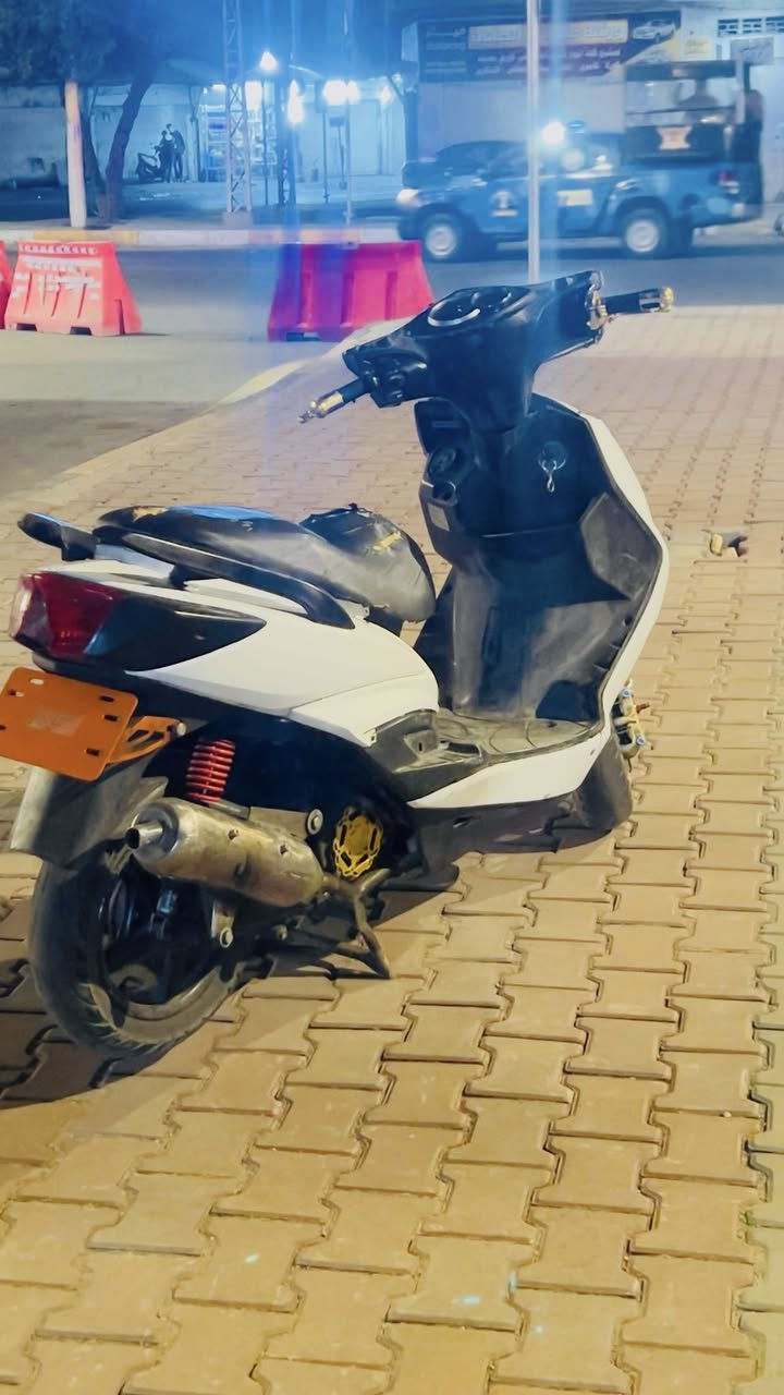 سلام عليكم سكنس فحل رياضي للبيع 
بيهة كور رياضي اصلي 
قاعده مال رقم رياضي grs
قبق فلاوين رياضي
فج برمبو رياضي مال بي ام 1000 اصلي مال تفصيخ
صدر رياضي اصلي 
يدات بريك رياضي 
يده سكليتر مال قفاز ذهبيه  
تطواله مال فج رياضي مال بي ام 
كابريتر قفاز
صالنصه رياضي صجميه اصليه  
دراجه خير من الله 
سعرهة 550 مستعجل علا بيعتهة المو شراي ليطب يتعبني
*********** متواجد واتساب
