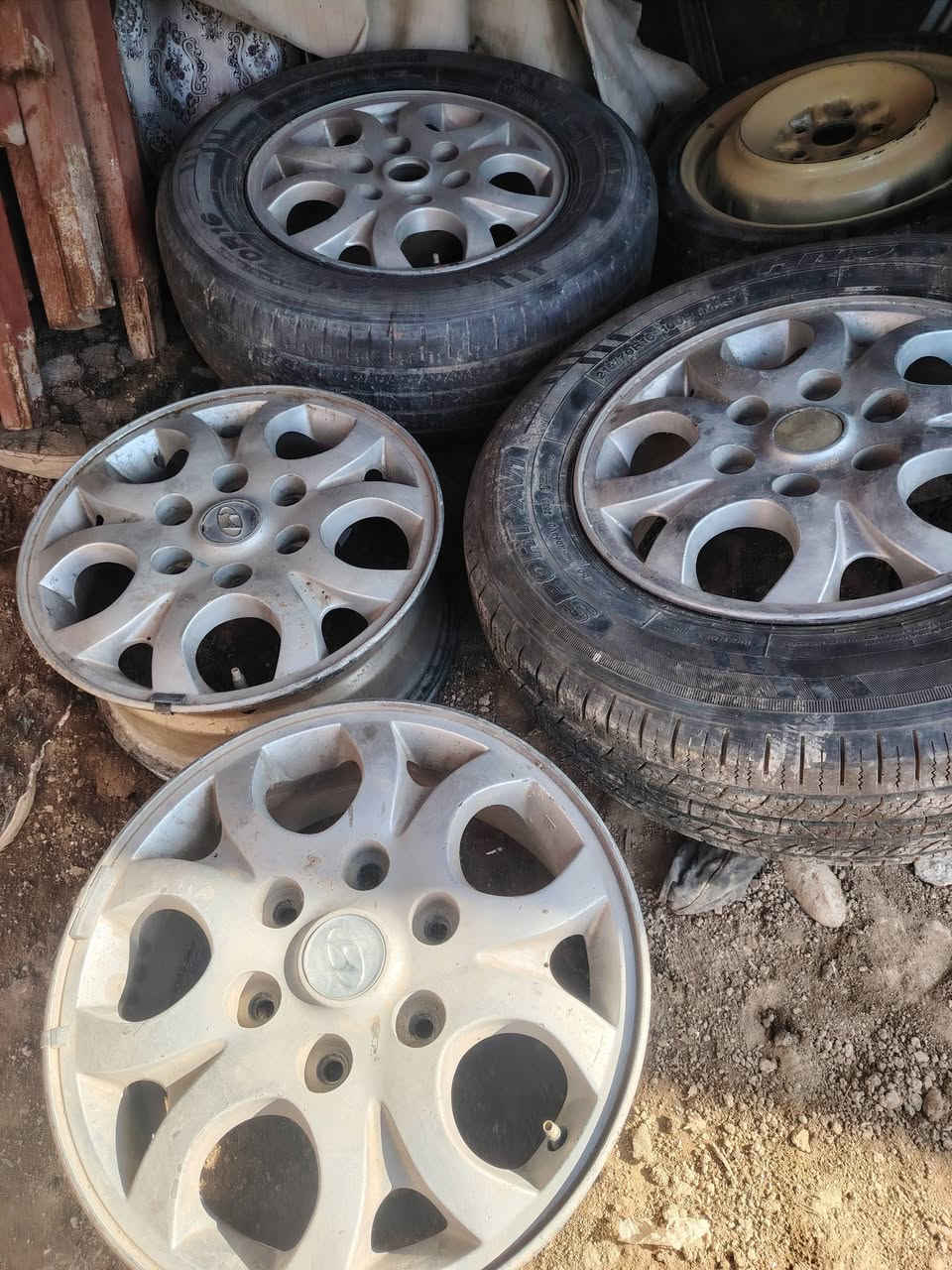 سلام عليكم غراض كيه للبيع سله مال هايسه وياله وباب خلفي ودعاميه لاستفسار ***********
