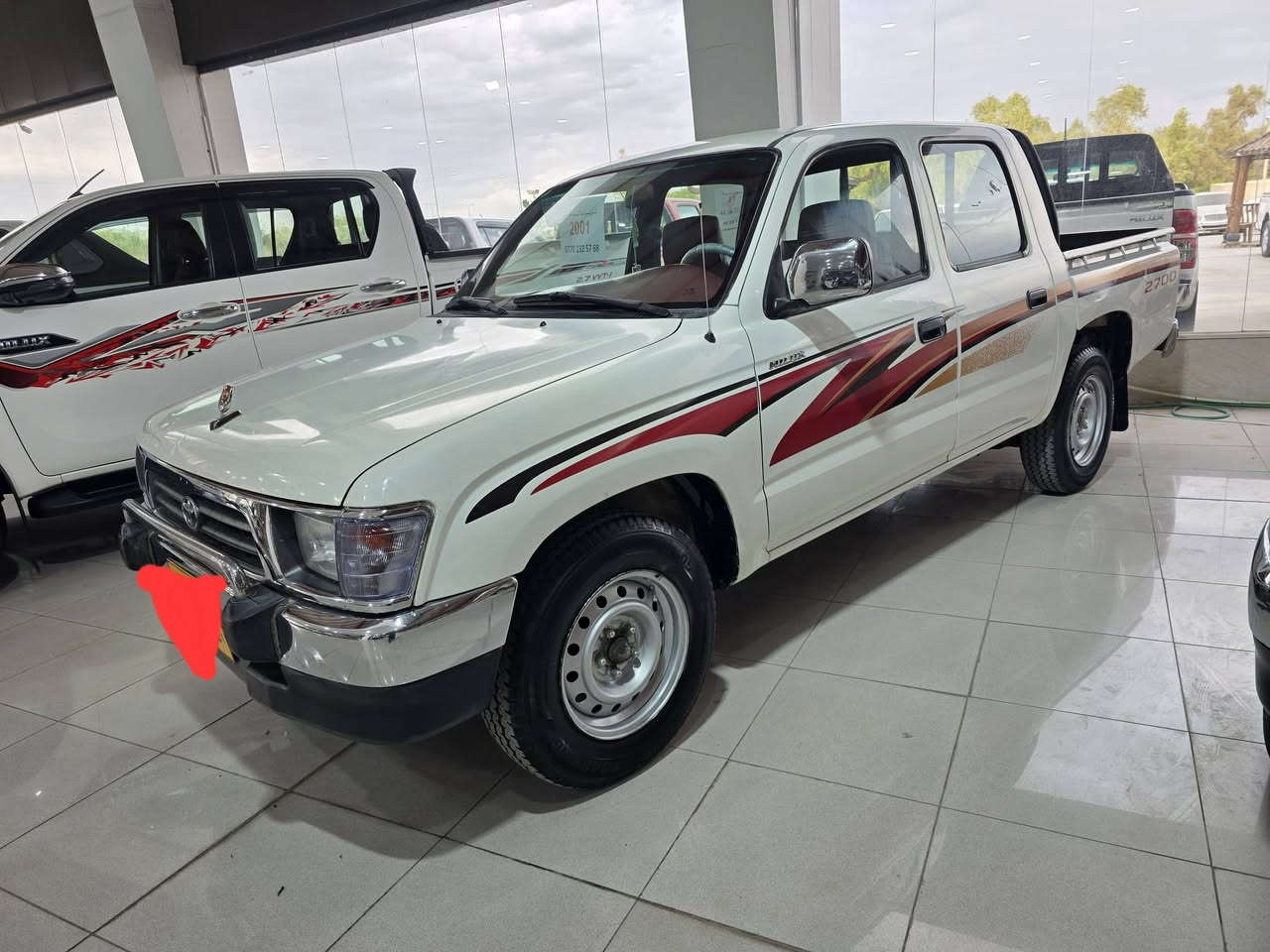 سلام علیکم
جمرە2001 
رقم سلیمانیە بسمی 
مکفوله کفاله
تایرات جدید کیرمحرک شاصی کل بشرط
تبرید تدفئە دواخل احمر
مکانی سلیمانیە کلار ترید خابر
***********
