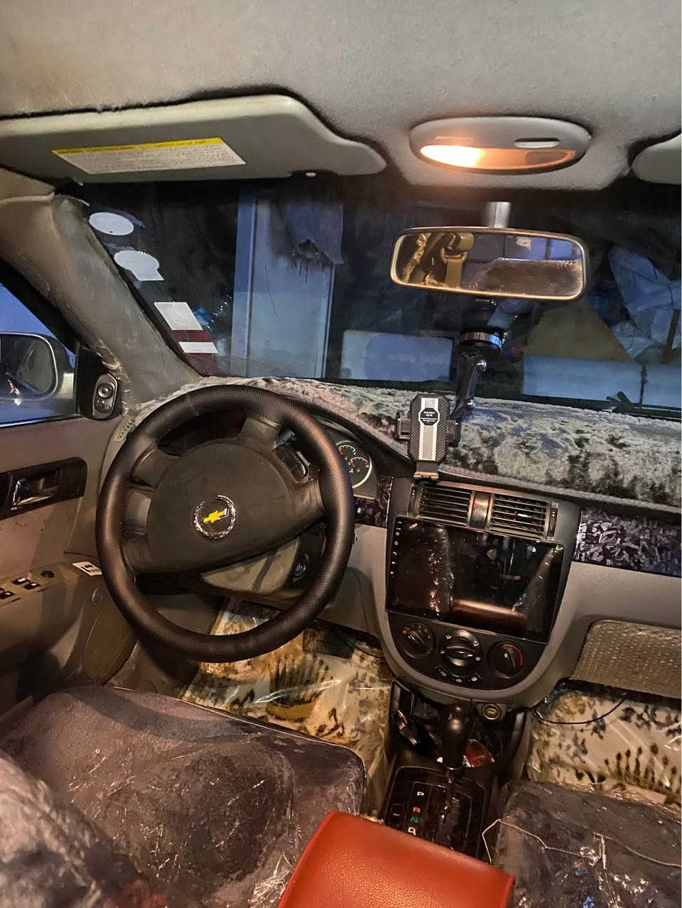 ئۆپترا ٢٠٠٩ سلڤەر دوپارچەی بۆیاخە لەسەر ساخی بۆنیتو چەمەلەخ بەس بۆنیتی کاڵبونەوەیەکی کەمی هەیە ڕەقەم سلێمانی تازەیە تا ٨/ ٢٠٢٦ زۆر پاکو خاوێنە مەکینەی سفری لەسەرە پاکو بێ مەسروف بێ هەڵمو بوخار *********** السليمانية, العراق
