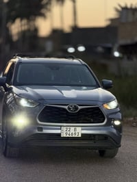 تويوتا هلاياندر موديل 22 مواصفات XLE بصمة تشغيل بصمة ابواب دخول ذكي كش...