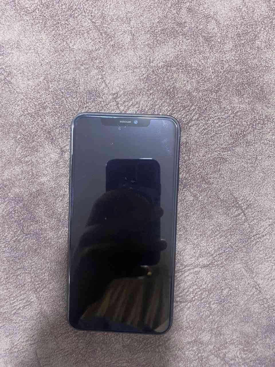 سلام عليكم
11برو ماكس 

للبيع 

البطاريه 81

ذاكره 256

نضافه فول تلفون وتر

السعر 400وبي مجال الشراي يتصل 

***********
