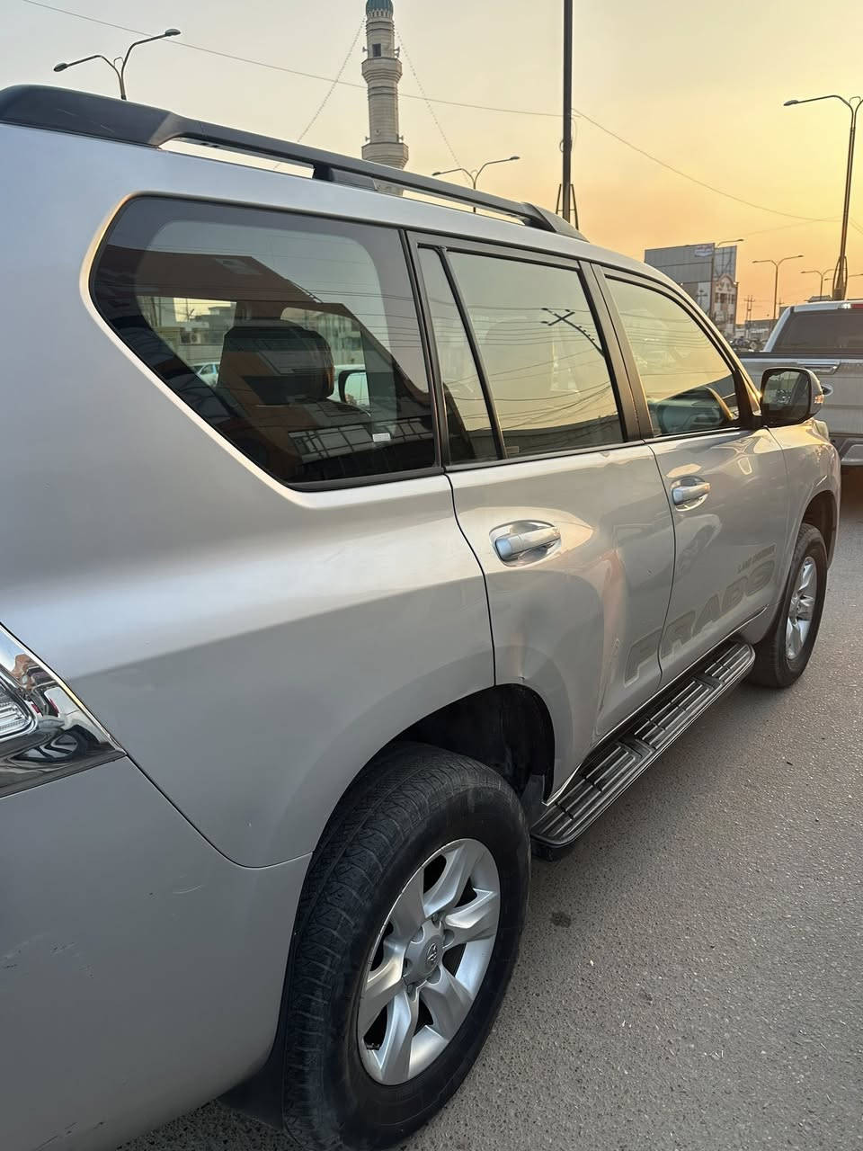 سلام عليكم   .

برادو 2010 كفالة عامة بدون حادث ولا صبغ فئة TXL للبيع

السيارة نظيفة ومرتبة 

محرك 6 /4000 

رقم اربيل نكليزي باسمي 

ماشيه 170

سعر 230وبيها مجال

مكاني بغداد 

بدون مراوس بيع فقط

‭0790 149 1983‬

‭0780 760 7291‬
