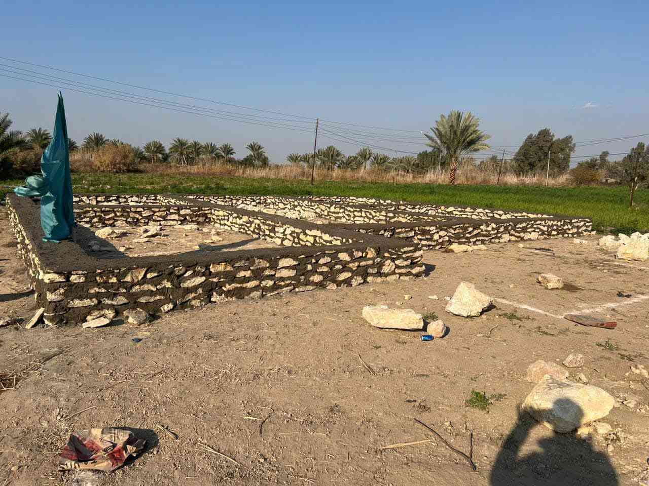 ابو عباس لبناء الحجر كرسته وعمل اسيجه بيوت تطبيك سواقي بحيرات اساس الاستفسار على رقم  ماسنجر موجود 74334284 078# ***********
