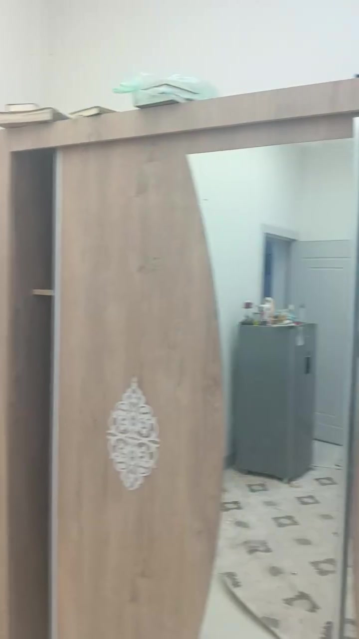 سلام عليكم كاونتر للبيع بسعر مناسب ***********

