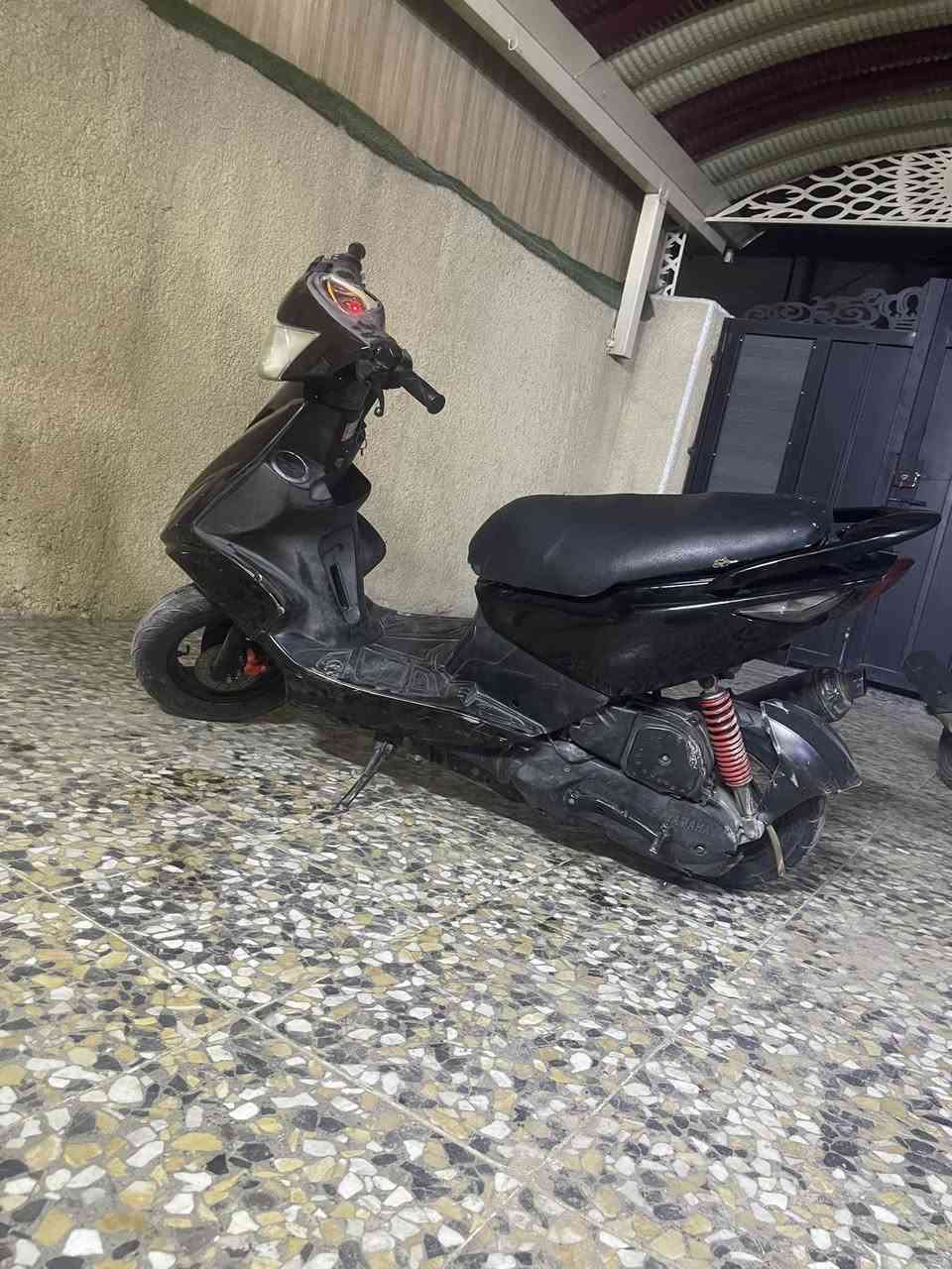 ماكس مضلع مكينه بلاديه مامفتوحه جاهزه سلف هندر كهربائيات سعره ٣٢٥
مكان العبيدي
‭***********‬
