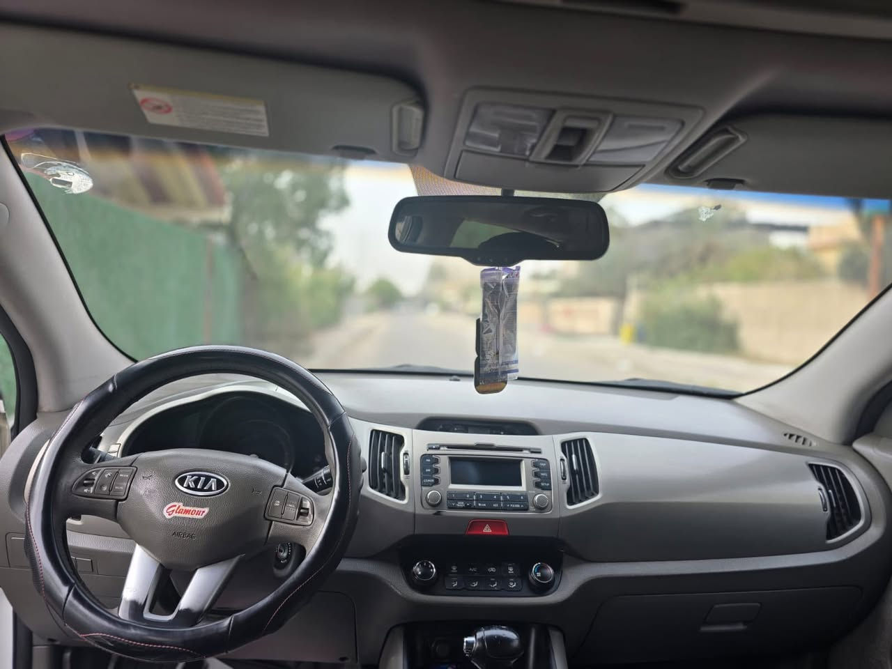 كيا سبورتج 2011 خليجي محرك ٢٠٠٠ دوش فوول مواصفات بانوراما  فوول تحكمات  اشاير بالمري يدات نيكل مري شفط مثبت سرعه نظام ايكو  تقليل وقود ثلاجه بالجكمجه 
السياره كفاله عامه من الضربه والصبغ والتبديل 
تخم تاير جديد تبريد صدر جاهز كير ومحرك كفاله السعر ١٢٨ قفل***********
