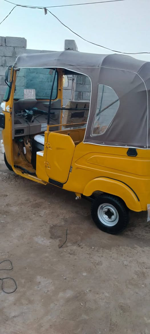 السلام عليكم تكتك للبيع 2021 شهر 11رقم بصره تحويل ثاني يوم السعر 6و600بيه مجال للشراي مكان ناصريه 
***********
