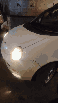 السلام عليكم من رخصه الادمن سياره QQمديل 2010للبيع السياره نظيفه مكينه كير اوتو السياره رقم انكليزي الجديد بسمي تحويل  ثاني  يوم خير من الله داخل جديد قفل سنتر لوك داخل بناتي السياره بلا ضربه بيها اشويا بحافت الجنطه السعر ٣٢ وبيها مجال مكان السياره بغداد الاعظميه شارع عمر   التواصل ***********
