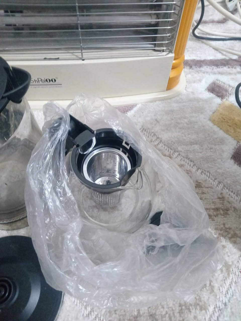 السلام عليكم عندي صوبه اخت الجديده مستعمله شي قليل وعندي غلايه جديده بلجيس مرتين مسوين بيها جاي وهاي شوفت عينكم حاجه جديده انطي بيهن سعر يرضي الله وبلعافيه عليك *********** مكاني كربلاء
