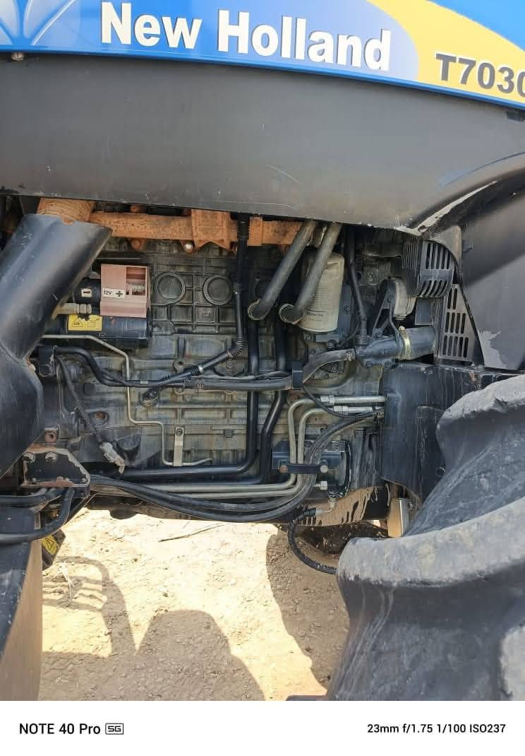 نيوهولند 7030 مكينه مكفوله هيدرو فقط انجكترات مشتغلهن درجه اولى رقم اربيل الدولي تريد تحويل تريد وكاله تخم تاير اخو الجديد جاهزه للعمل ***********
