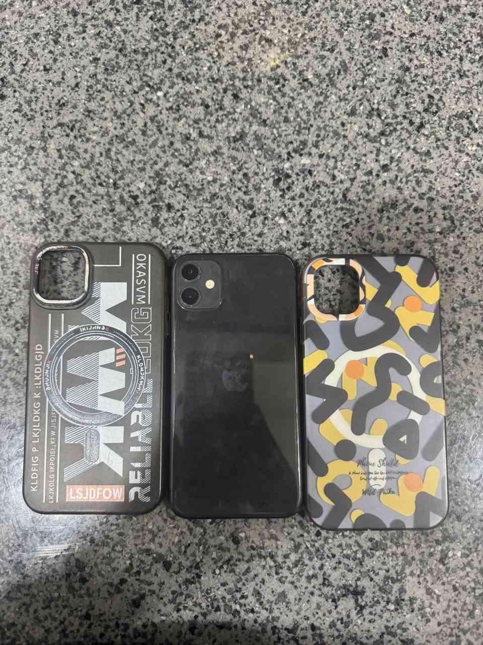 ايفون 11 كامرتين 
ذاكرة 64 
بطارية 77 
جهازة على بلاد شرط فحص 
سعر 225 
مكاني كركوك روناكي


**إذا كنت صاحب هذا الإعلان وتريد حذفه لأي سبب، رجاءا أرسل رسالة إلى الدعم الفني**