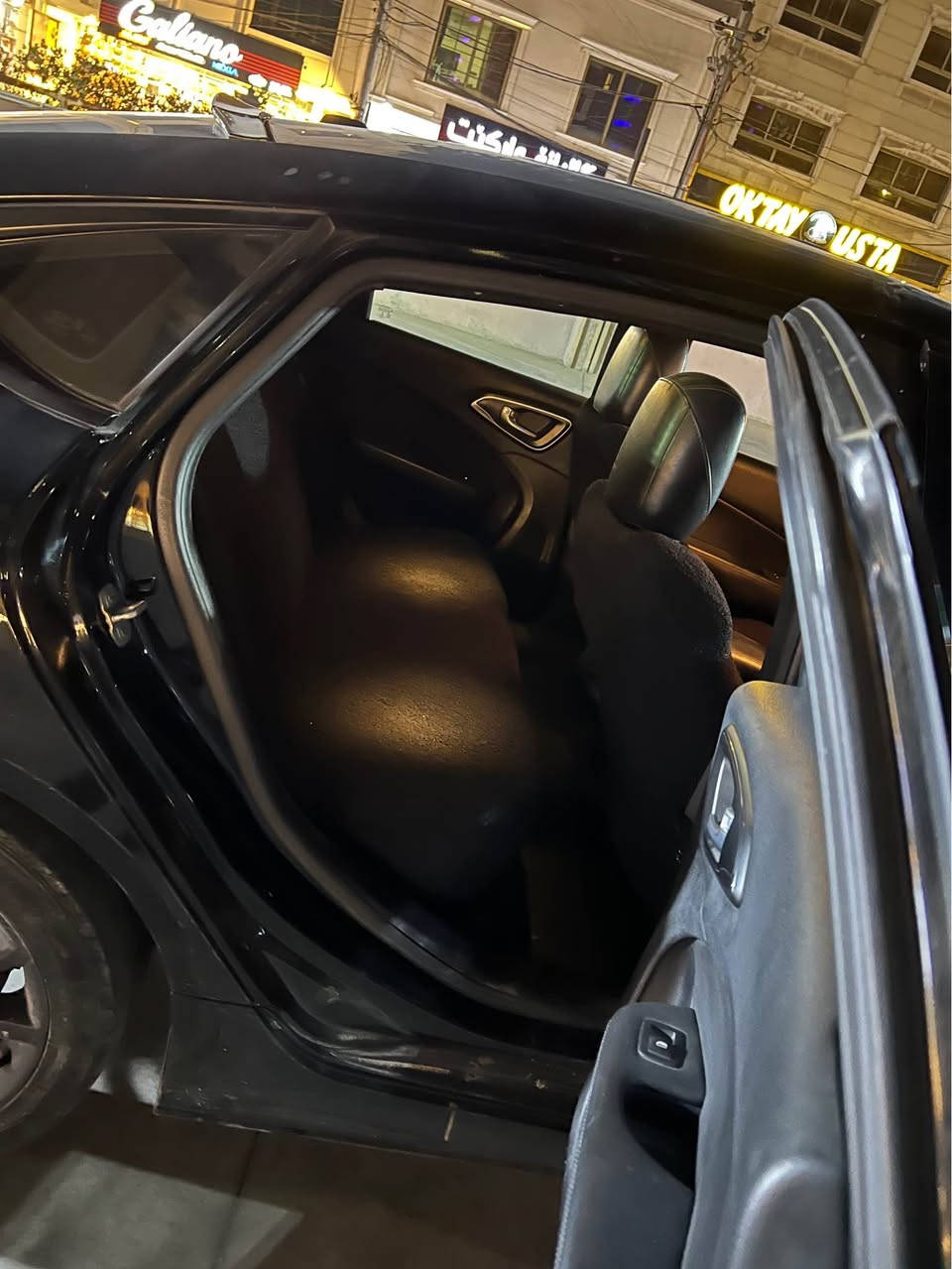كلايزر S200 سياركه زؤر توندو بيكيشيه ديناريك مسرفي سناعي تيدانيه دوو پارجي كليري ئمريكايه تؤزيك ناو بتاني سكنيشي بؤياغه دوو پارجي بيلادي گؤراوه بشرتي هموشتيك ديفرؤشم وكالو بناو كردن به شرته بؤزانياري زياتر پيوندي بوو رقمه بكه *********** أربيل, العراق
