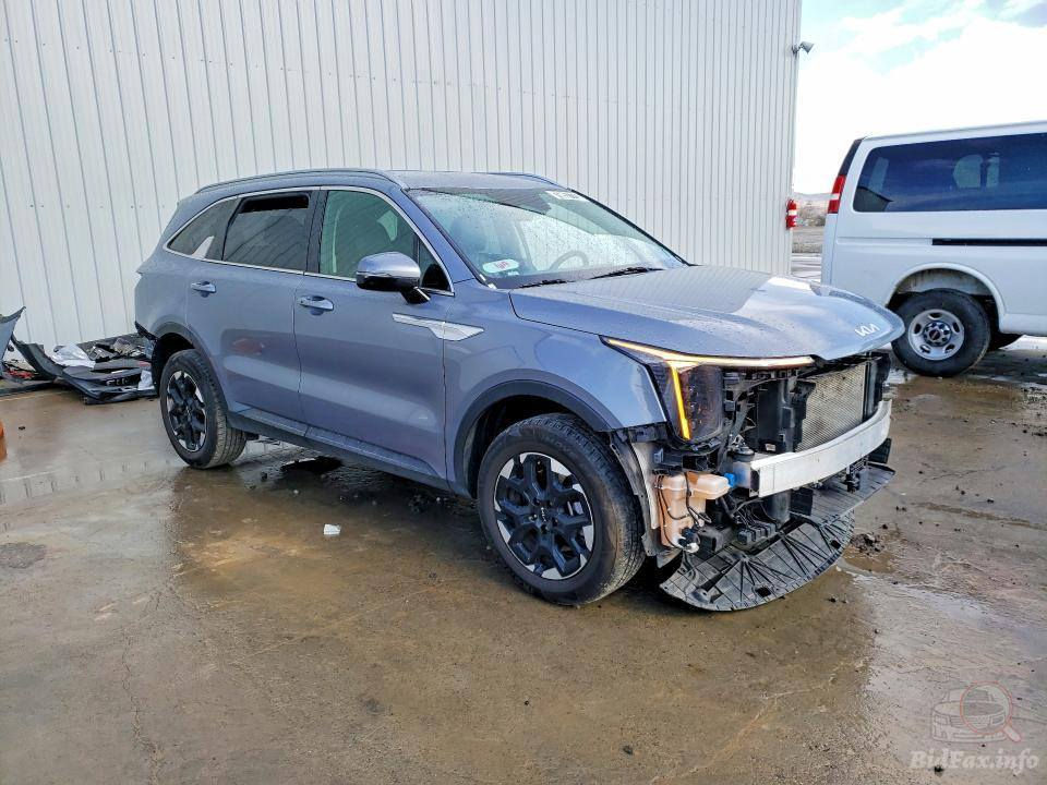 سورنتو موديل 24 وارد امريكي بدون ايرباك بدون حادث اغراضها وياها مراح تصرف عليها وسعرها بسعر النترا 135 واصله لعمان ماكو هيج سورنتو بهيج سعر تحياتي الكم الشراي يتصل ***********
