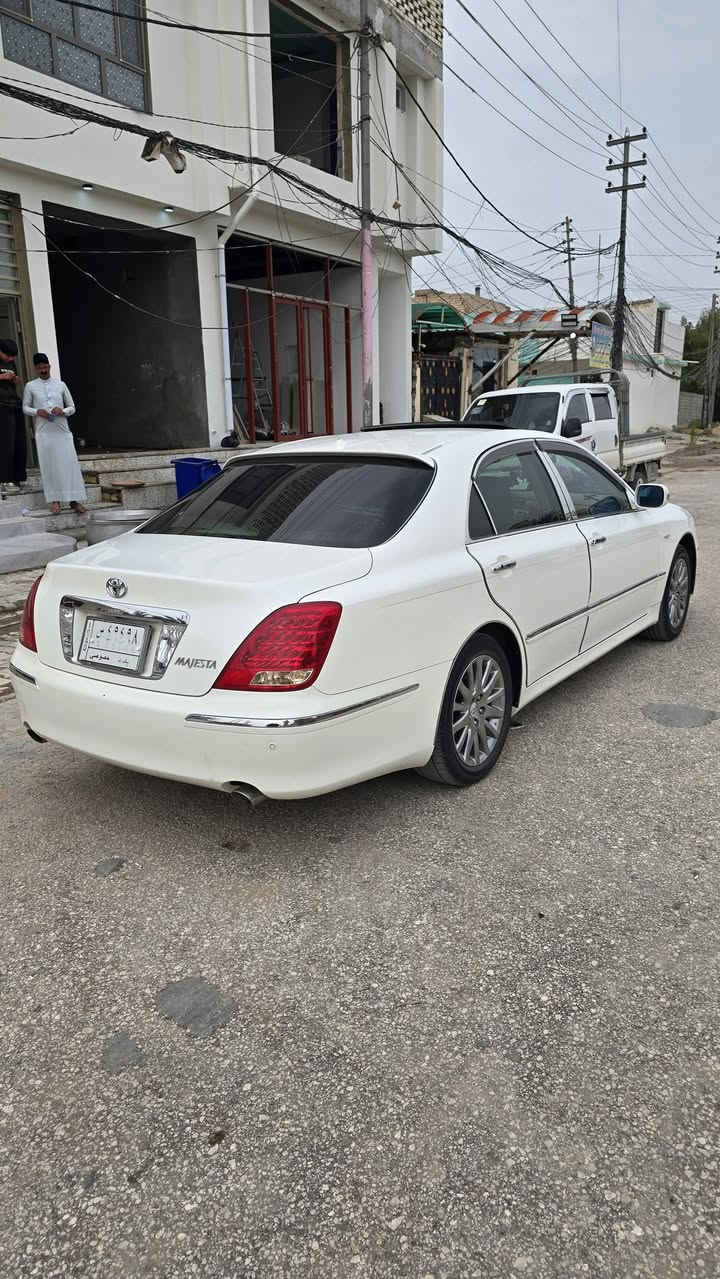 سلام عليكم
ماجستا للبيع موديل 2006اصل بصمه رصاصي 
رقم بغداد مبايعات وكاله فقط مشموله بل قرار 
اربع دكم فتحه داخل مخمل بي تلبيسه جلد من اليابان تحوير نجف تخم تاير جديد حداديه جديده
كفاله عامه  مكاني النجف ***********بيع فقط السعر120قفل قفل بيع قفط
