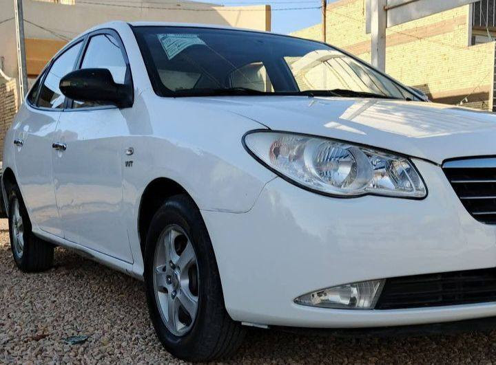 اخوان النترا فول مواصافات ماعد البصمه كير مكينه تبريد تدفئه كشنات تحكم استيرن حيداديه فول غرفة لونين متؤم شمالي على الشاصي مكان السيارة بغداد سعرها 45 بيها مجال قليل اتصل وتدلل ***********
