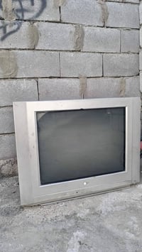 بصره • تلفزيون