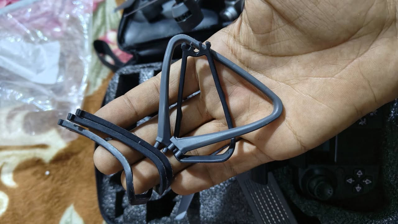 اكتب سعر اعله سعر ابيع 
بطاريتين وكل غراضها كامله


**إذا كنت صاحب هذا الإعلان وتريد حذفه لأي سبب، رجاءا أرسل رسالة إلى الدعم الفني**