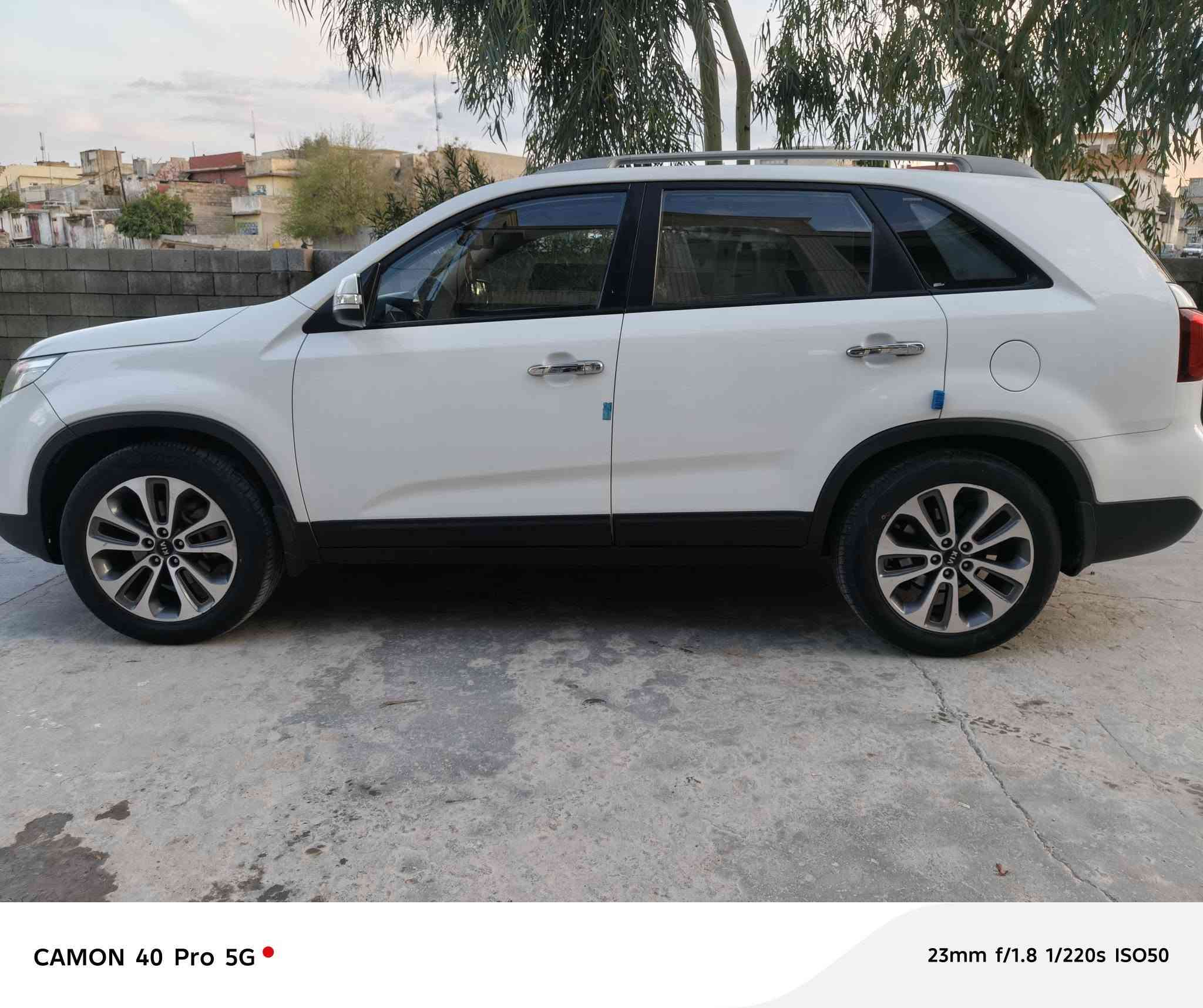 سيرنتو موديل2015
‏سبعه راكب 7
‏محرك 4سلندر
‏كابون بانزين 
‏رقم اربيل سياره باسمي 
‏صدر جديد كير مكينه مامفتوح شرط سياره مابيه لا ضرار لا صبغ وله بارد مكفوله عام
‏موصفات سياره تشغيل بصمه /بواب بصمه / اشاير بالمري/تحكمات استيرن4جهات/ مثبت سرعه/مري شفط/كامره خلفيه بلاديه /حساس امامي خلفي/لايت زينون/لد امامي/مانع نزلاق/داخل لونين/داخل صاج ملكي/يدات نيكل ستيل+شاره ترحيب / ايكو نضام
‏ اقتصادي /5ويل كب كروم/ كشنات جلد/3قطع تبريد/
‏
‏سعرها 170 بيه مجال شي قليل
‏
‏مكانها موصل 
‏***********
‏***********
