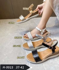 صندل نسائي كعب صاج كمية محدوده  كلش 07890204295  واتساب