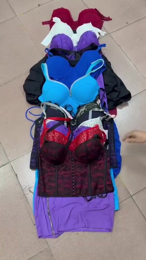 🔥 كورسي شي إن وصل 🔥

📦 أقل طلب كيس كامل 50 قطعة
👗 موديلات نسائية مرتبة وأسعار مناسبة
✨

للطلب والاستفسار واتساب:
📲 ***********
