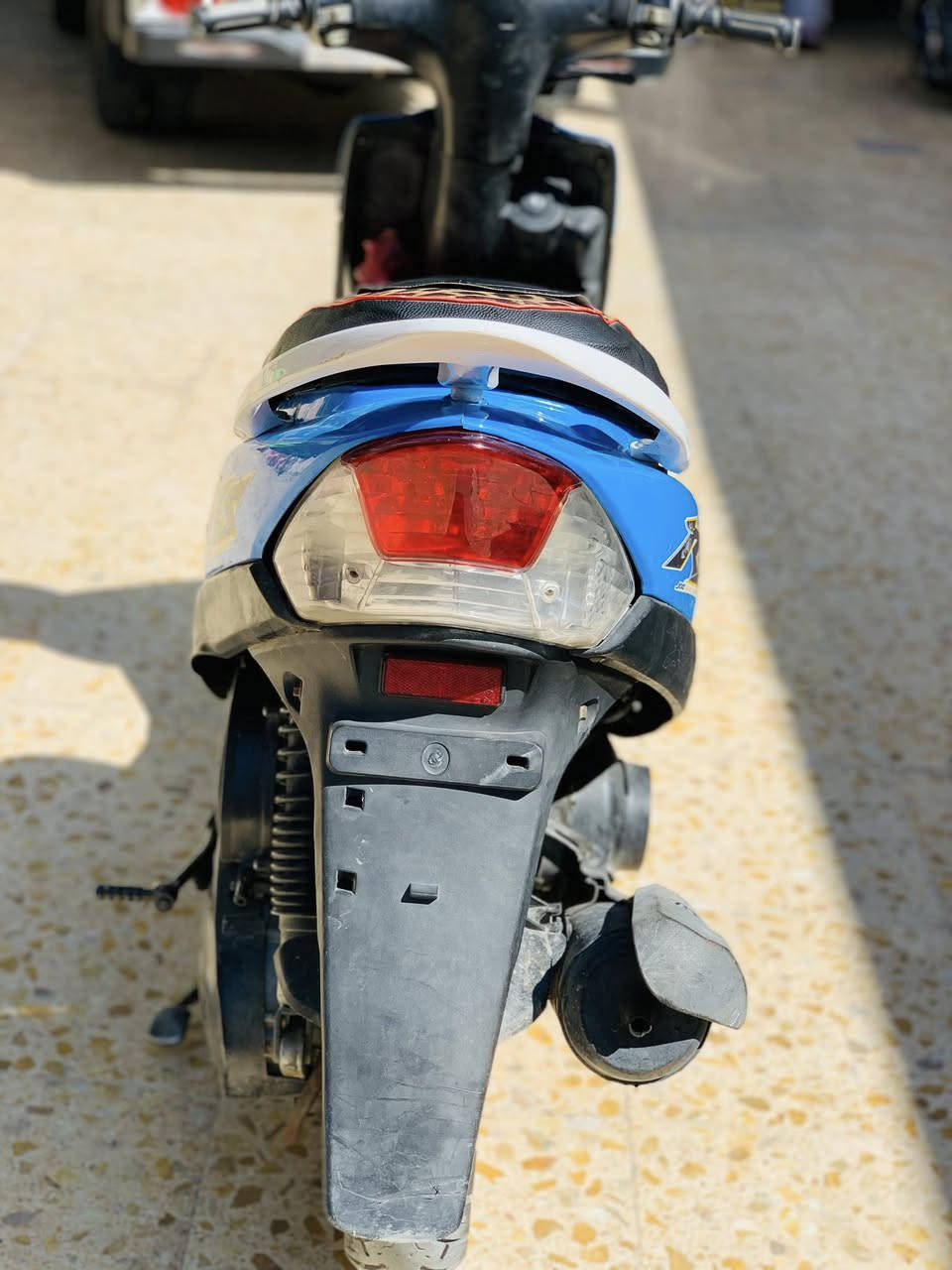 السلام عليكم دراجه ماكس البيع جديده كلش
كفرات اصليه مالتهه موجوده العنوان واسط النعمانية 
السعر خاص او ***********
