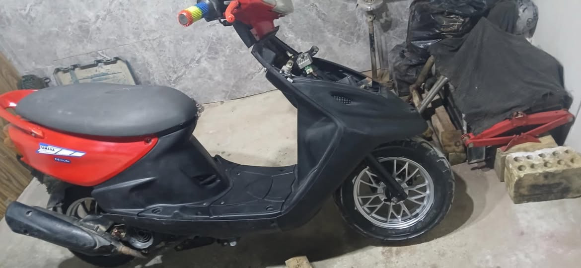 سلام عليكم
ماكس قجمه 
للبيع 
بلادي بيها كلج رياضي
الله شاهد الدرجه تخبل 
عوزها بجم إمام والسلف مرات يشتغل ومرات لا 
السعر ٤٥٠ وبيها مجال بسيط
مكاني زعفرانيه شارع المعهد 
*********** 

ملاحضه الدراجه
 خرسه ماكو صوت مكينه يعني فول
