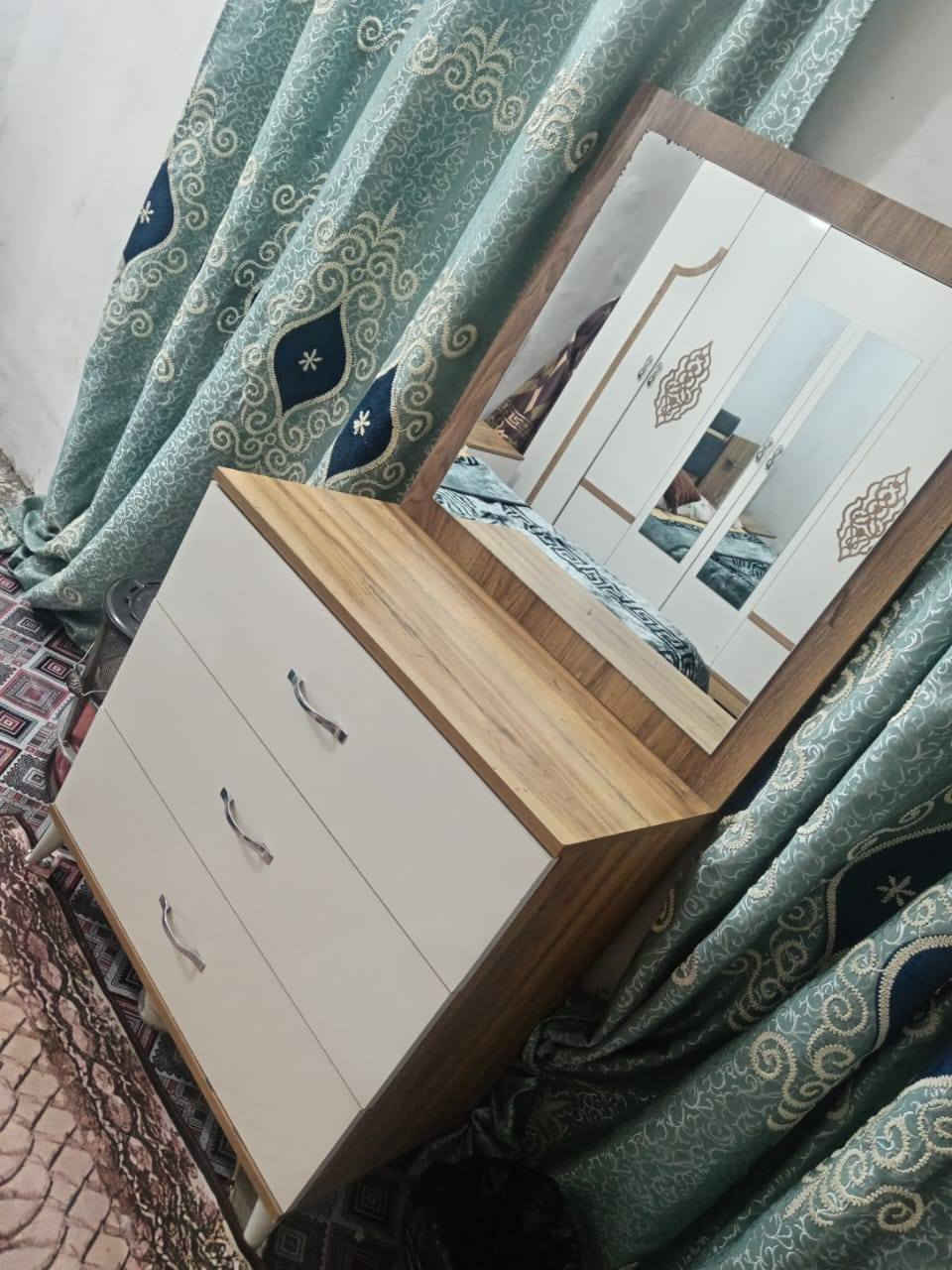 ‏‪***********‬‏
غرفه مال نوم جديده سعر 450 اتصال على هذا الرقم فقط فقط مكان حريه
