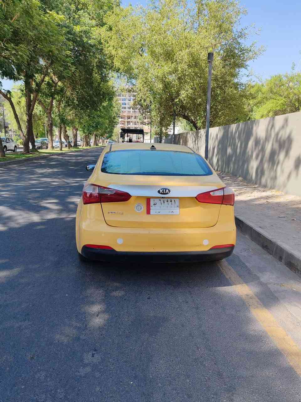 فورتي مديل ٢٠٠١٦ حادثهه خلفي بجم كبس ايرباكات كلهه سليمه وبيهه طخات موضحه بالصوره محركهه ممفتوح الكير فقط ادامه ممبدل بي اي شي عارضهه ب ١٠٠ وبيهه مجال للتفاصيل ***********
