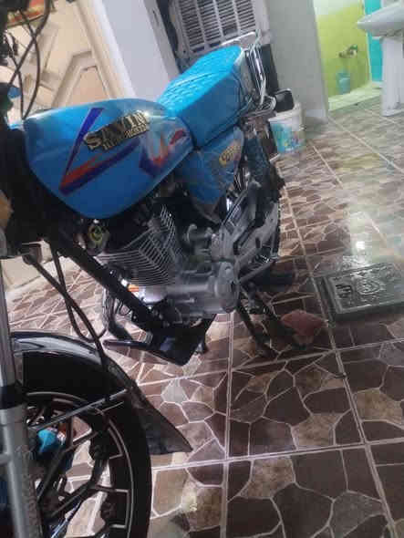 سلام عليكم دراجه سافان مديل 25 جديده وخير من الله مثل ما شوف السعر 850 بيه مجال عنوان العزيزيه دخل محدود هـ*********** او خاص
