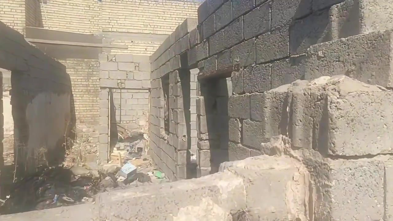 السلام عليكم هيكل للبيع في منطقة الصعيد ماء مجاري تبليط غرفتين مطبخ ستقبال السعر اتصل على هاذ الرقم ‏‪***********‬‏ مكلف بلنشر
