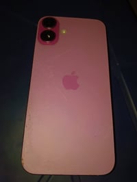 آيفون 16 بي • مكسر بالظهر