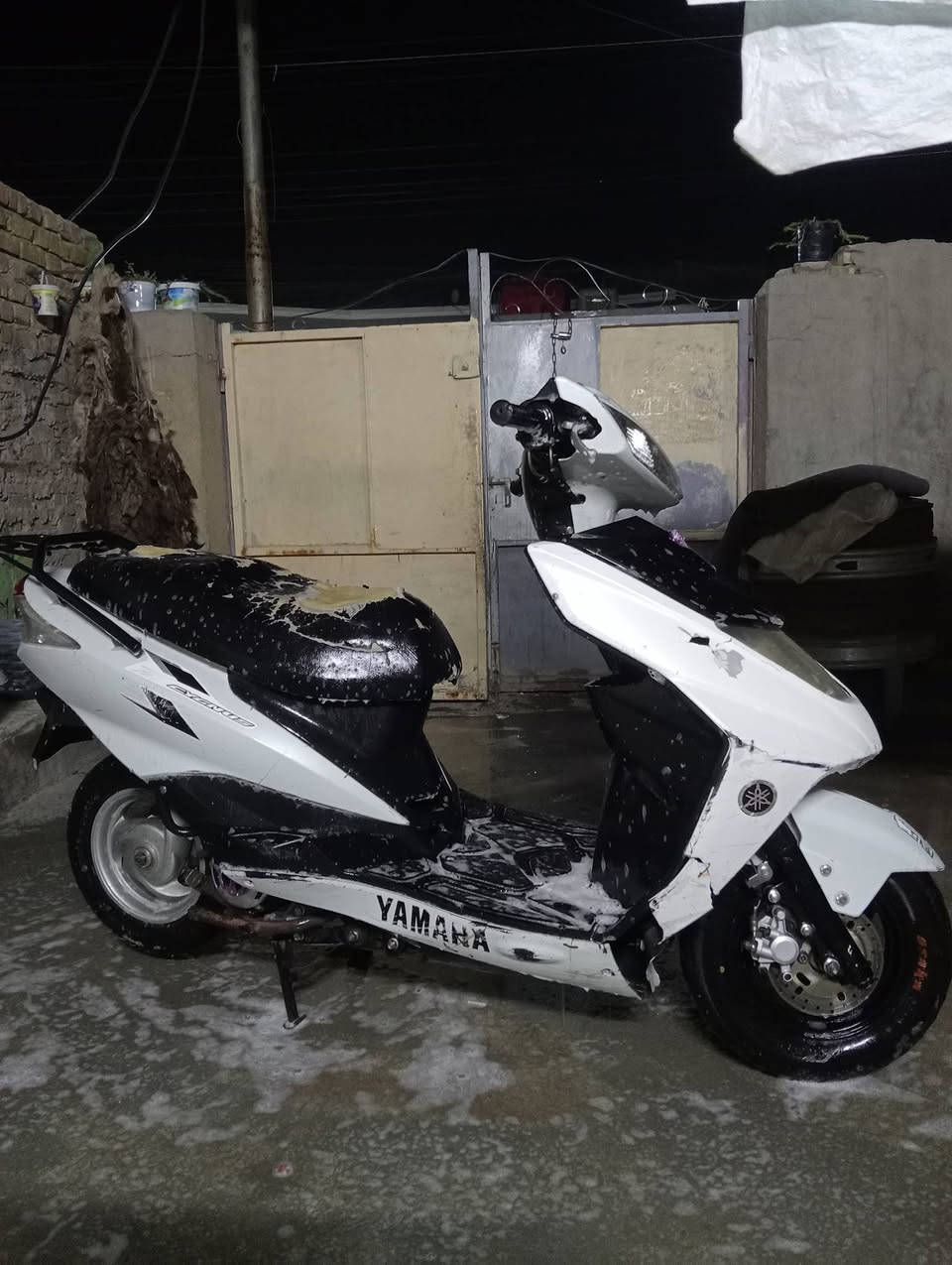 سكنس صيني نثيه للبيع شغاله نكره سلف وهندر مكان بغداد اليوسفيه اذا مراوس 4 كير هم عادي السعر 450 وبيهه مجال *********** واتساب
