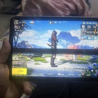 ايباد ميني ٦ • بطارية ٨٨٪ • ٤ سماعات