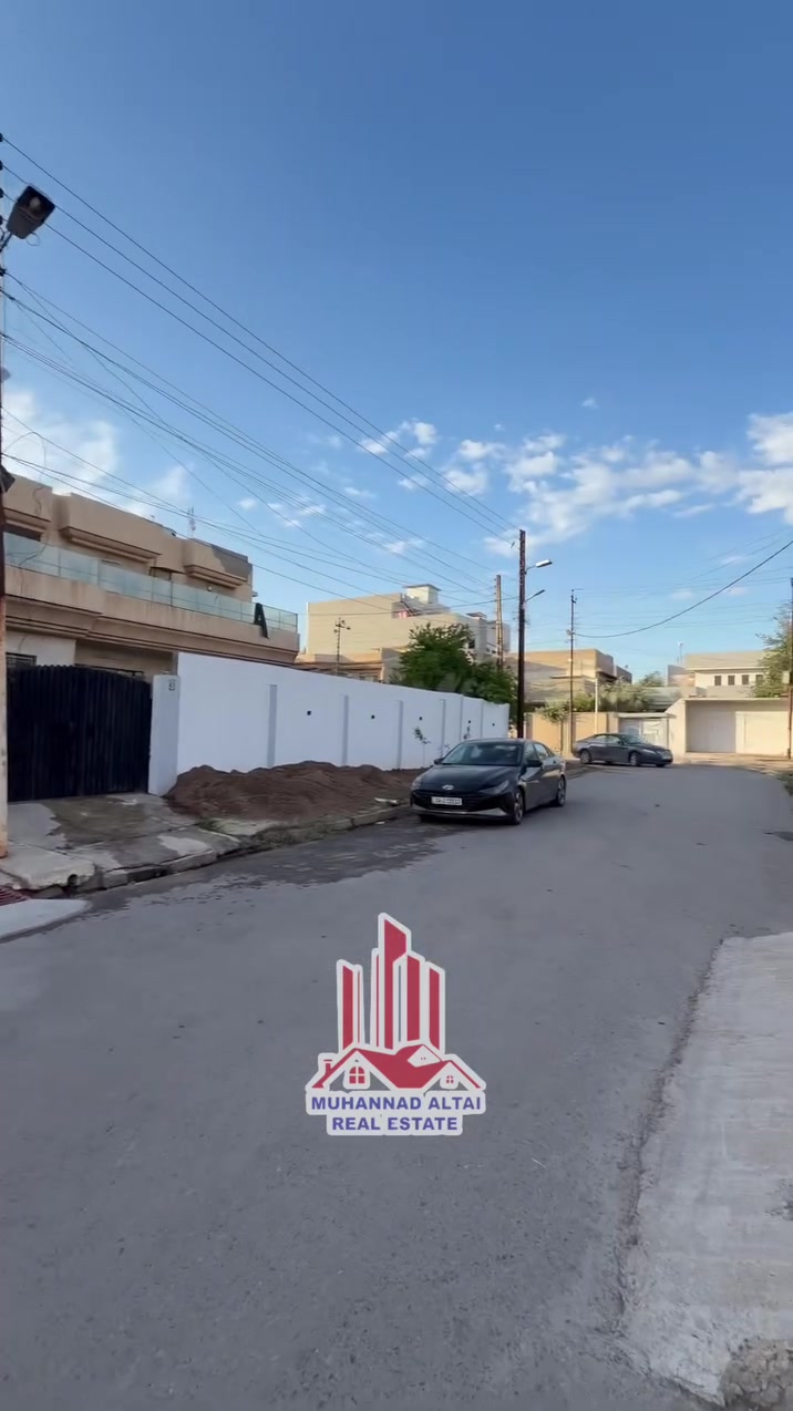 عقارات مهند الطائي 🏛🏛

بيت للبيع في حي الوحدة قرب جامع عبدالرزاق بفرعين 

🛑مساحة كل دار 211 متر  واجهة 10 ونص متر  🛑

سند طابو ملك صرف 

تفاصيل بيت : بناء مراب طابقين شارع 12 

طابق الاول : غرفتين نوم وهول ومطبخ  واستقبال وصحيات 

طابق الثاني : 4غرف نوم  وهول وصحيات + بيتونه

اكتب تم ليصلك السعر 

🌖🌖مراجعة #مكتب_مهند_الطائي 🏛
موقع المكتب➿➿في الموصل / حي الوحدة  

التفاصيل الاتصال على الأرقام التالية :_
( *********** )كورك☎️📞
( *********** )اسيا ☎️📞
او ((الاتصال على واتساب برقم 
***********))
