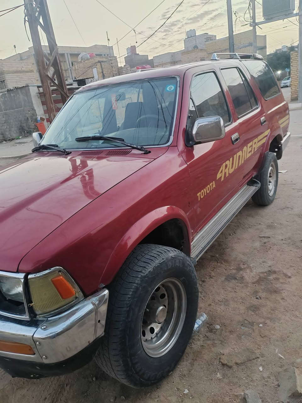 السلام عليكم جيب تويوتا للبيع جير ومحرك مقفولات كلها شغاله كهربائياته محرك في فيتي محرك في فيتي 3000 سياره باسمي نداور ثاني يوم السعر السعر 50 مكان ناصريه مركز***********
