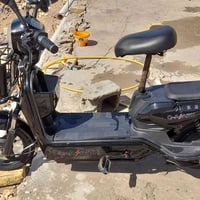 دراجه شحن للبيع نضيفه رايدهه ٢٢٥ وبينه مجال مكاني حي الجامعه  07815461...