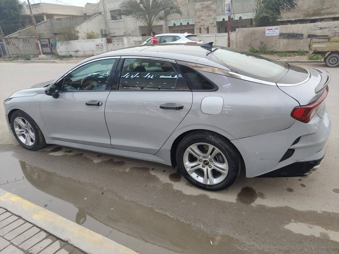 K5 GT 2500Turbo  موديل 2024
رقم بغداد معوقين
مكانها بغداد الامين الثانيه 
سياره صبغ حزام 
فول مواصفات 
1-بصمه+تشغيل عن بعد
2-شحن هاتف لاسلكي 
3- قياده ذاتيه ؏ الخطوط السريعه
4- هاند بريك بصمه 
5- سقف أسود 
6- مثبت سرعه 
7-نضام ABS
8- مانع انزلاق
9-حساس أطارات 
10-بك لايت ليد
11-شاشة كبيره
12- كامره دواره+
13- كشافات امامي
14-شاشه اعطال
15-ويل كورم لونين
16-رادار جانبيه+ رادارات امامية وخلفية
17-مراقبة النقطة العمياء
18-رادار الخطوط البيضاء 
19-اشاير بالمري 
21-الداخل بلاك ادشن 
22-‏ مقعد للسائق كهربائي
23-لايتات ‏4 عدسات 
24-نضام قياده سبورت +سوبر سبورت +نورمال  + ا
26-فول تحكم ستيرن
27-كير أوتو + عادي
28- ئوتو بريك 
29- ‏ ‏الخريطه
31- ستيرن حرف D  
32-‏Led 
33-السياره فول رادرات
34-التشغيل عن بعد
‏AUTO HOLD-38
39-تصميم خارجي رياضي
41-نظام الملاحة
42-مصابيح خلفية LED
43-مصابيح ضباب LED
44-لاسلكي Android Auto  
السياره وارد امريكي 
ماشي :50 الف ميل
سعر : (   140 )و بيها مجال

الاتصال ***********
