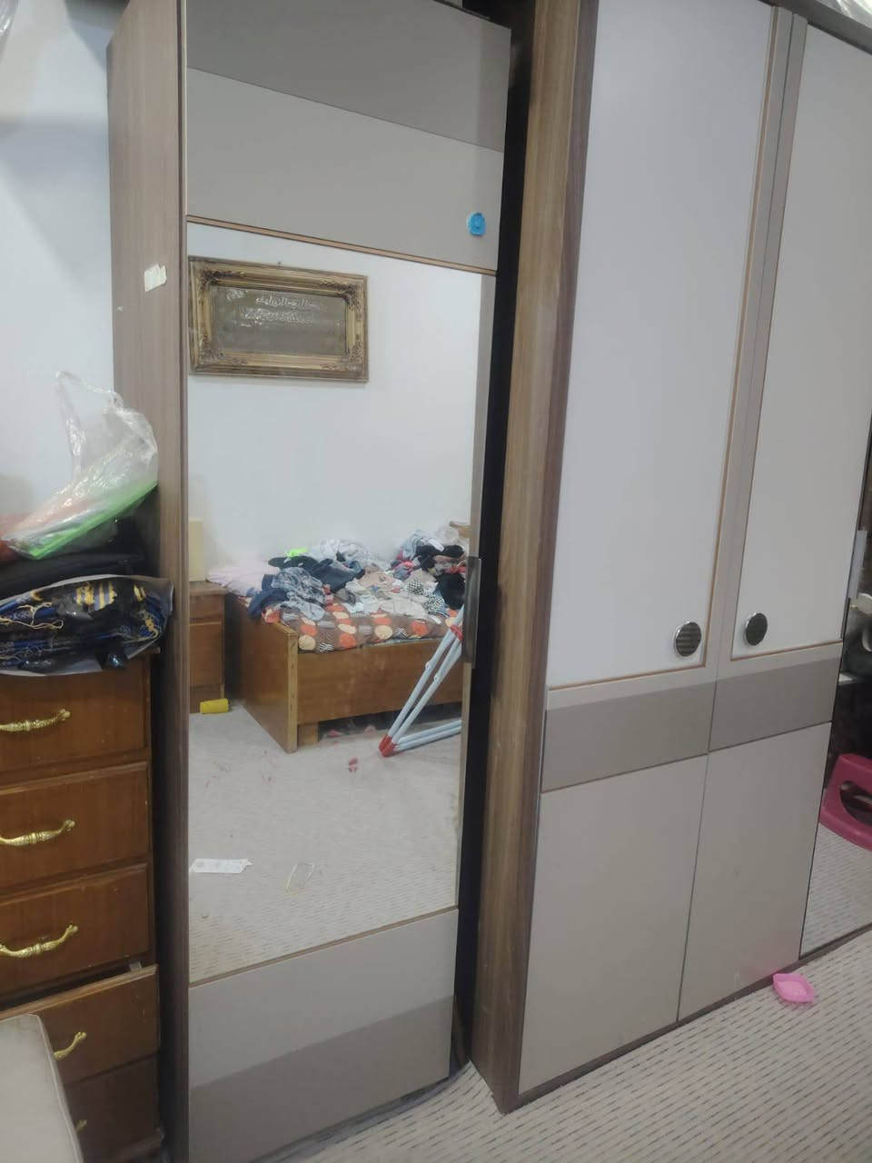 غرفه للبيع نظيف جدا للاستفسار على رقم ***********نوعيه استقبال
