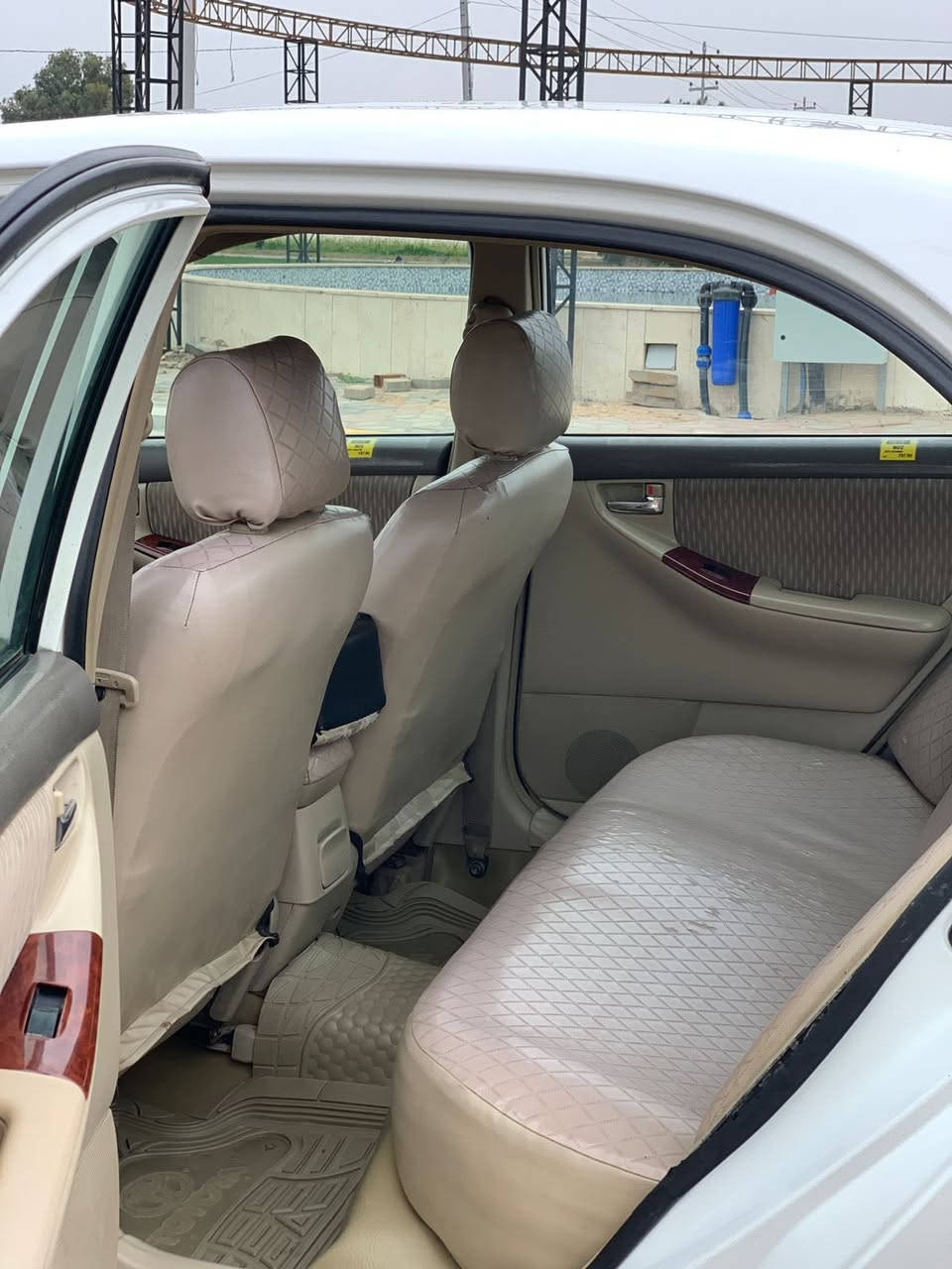 سلام عليكم كورلا2006 رقم بغداد مشروع وطني سنوية لل 26 بسمي سيارة فول مواصفات اربعة دسك محرك 1800 سيارة فقط بنيد مفتوح  و يم قبق البانزين  شبر صبغ  والباقي كلة مكفول. كير محرك شرط تخم تاير كهربائيات كلة جاهزة سيارة مال بيت ابد متعبانة ومتعوب عليها سعرها 115 وبيها مجال  مكانها تكريت للاستفسار  ***********
