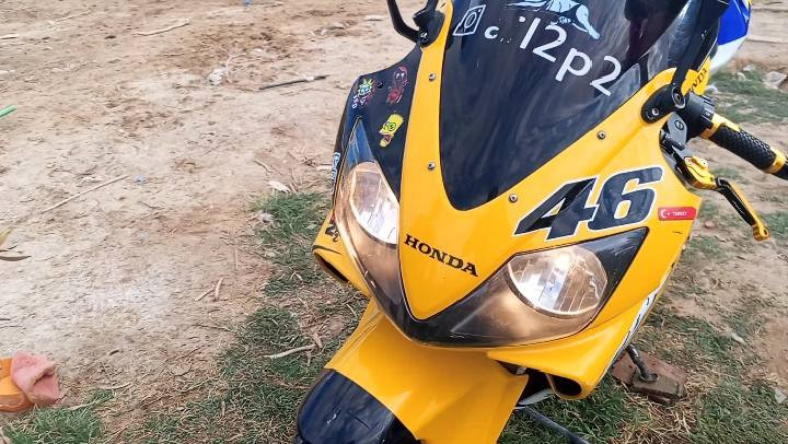 مكفوله ماعده الكور مفتوح ولاتكلي شبيه مابيه شراي جيب فيتر وياك وتعال افحص السعر 23 وبيه مجال حك الجيه فقط بيع ماراوس شباب مكاني الديوانيه اوراقه موجوده ونكره بكل وقت خاص ماكو شراي اتصل وبيك خير ودلل ***********
