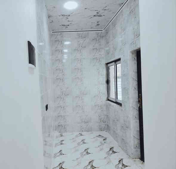 بيتين 100متر للبيع طابو زراعي حي بدر فول خدمات شارع صب مجاري مي كهرباء  بيت جديد صفر ما مسكون سعر البيت الواحد 68 مليون وبي مجال يتكون البيت من مطبخ 2×3
استقبال4×3.50
هول 4×4.60
غرفة نوم 4.20×3.50
حمام 1.70×1.70
منور 1.20×2.20
للاطلاع أكثرتواصل على الوتساب ادزلك مقطع فديو يوضح خريطة البيت وعنوانه كامل
***********
