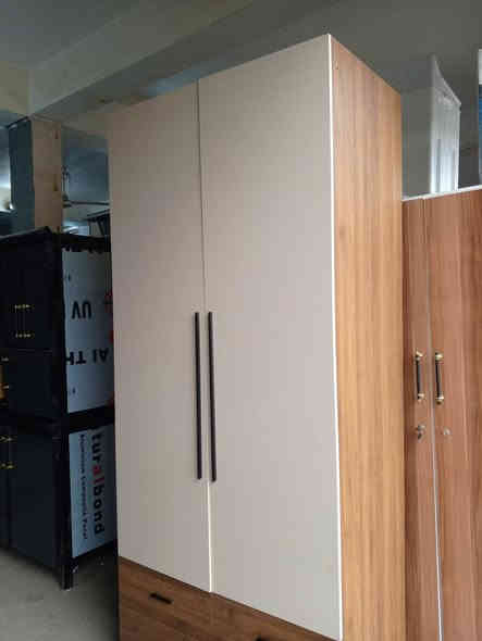 معرض تكريت للاثاث المنزلي للجمله والمفرد
تمه وصول وجبه جديده كناتير خشب تركي لصلي ثقيل شغل حطاطه وبسعر مناسب العنوان تكريت شارع الزهور لحولي مقابل مدرسه كنوز لهليه مجاور مجمع رداد للنشائيه محل ابو عبد الله 🥰🌹 

للاستفسار اكثر تصال على الرقم الهاتف او مراسله ع واتساب 
***********
*********** واتساب
