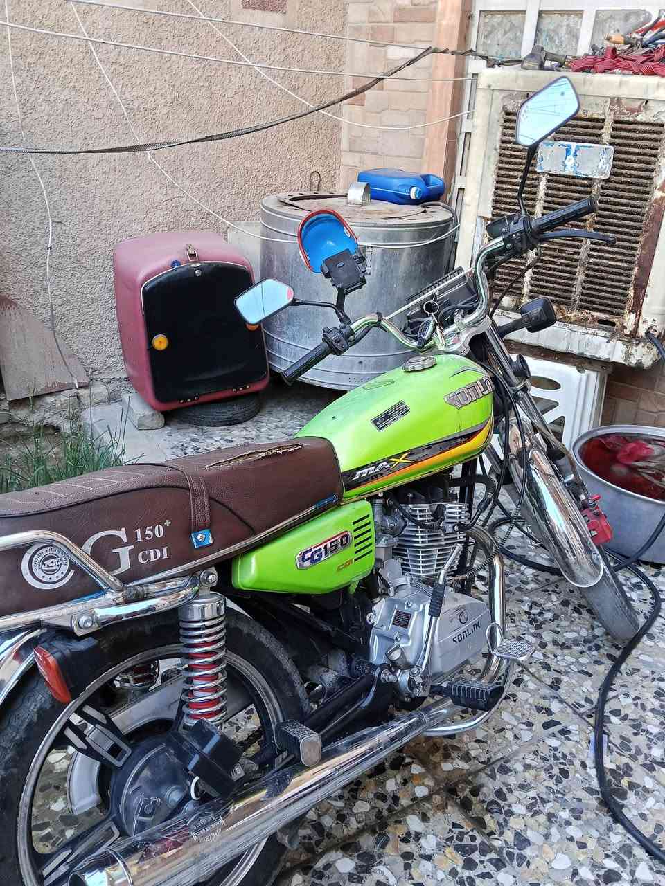 سلام عليكم دراجه سونك مديل 23 دراجه نضيفه كلش كدام عيونك اوراق اصولي السعر 600
وبيه مجال رقم ***********
