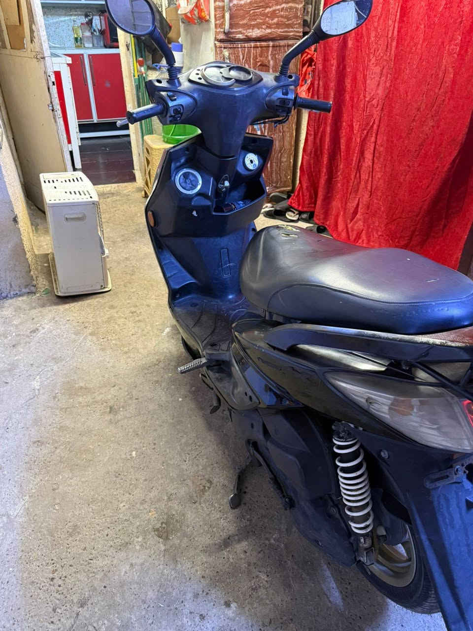 سكنس فحل جديد رمبه كبريتر مكينه ناعمه شلعه معدل ربع نكره كفرات اصليه مكفوله اي نقص جيب فيتر وفحص السعر 700 العنوان بغداد شارع سته قراب مستشفى الكرامة***********
