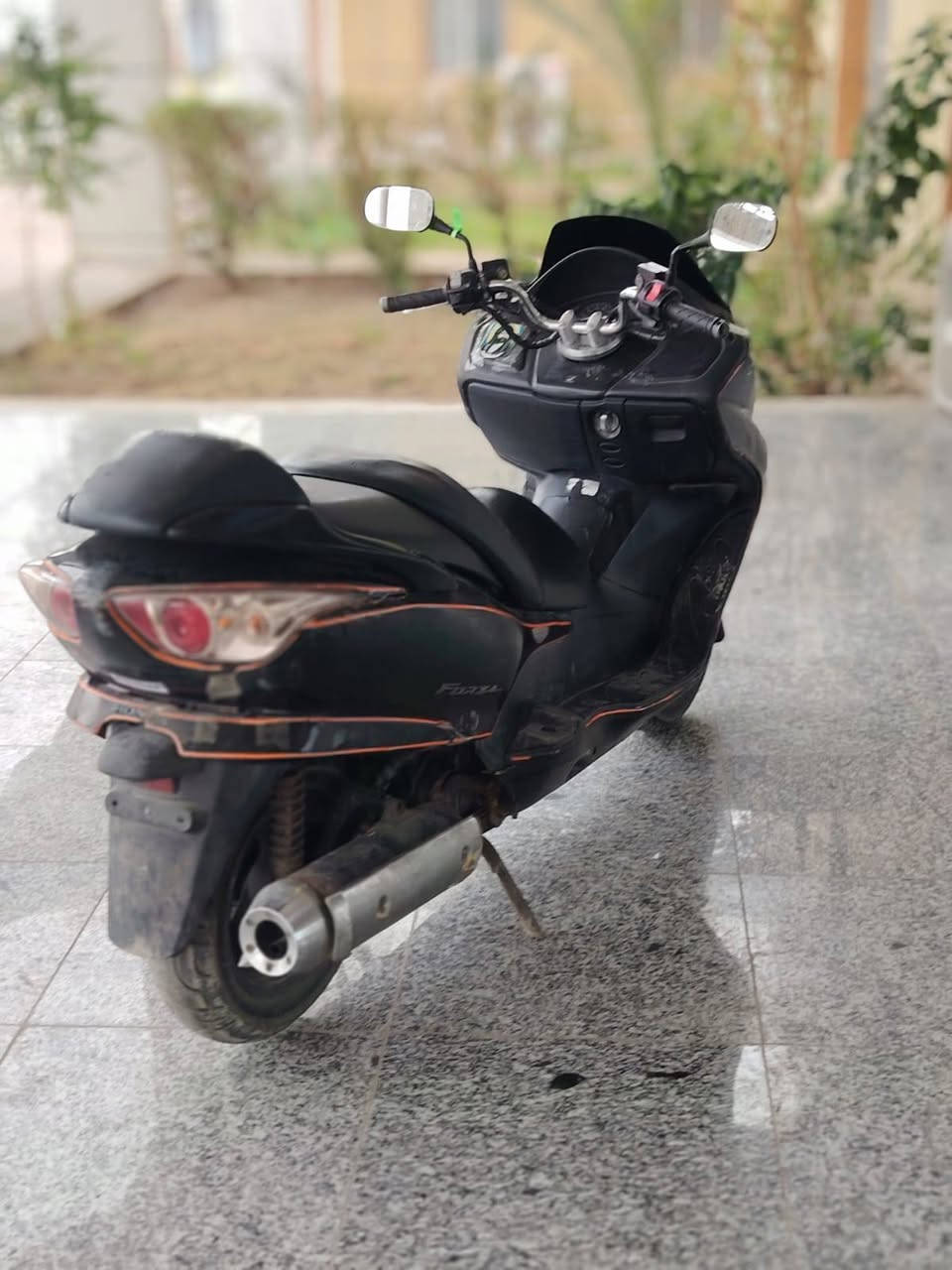 سلام عليكم ورحمة الله ♥
مره خصت مدير الكروب 
دراجه فورزه عميه بلاد ٠٨
اسود طافي اوراق 
دراجه كامله مكينه مكفوله 
شريط فسفوري 
كهربايات كلهة شغاله 
سماعات بس بدون مسجل
تايرات جدد 
باتري جديد 
بصمه 
اشاير شغاله دبل اشار
مرايات بلاد
كلوب جنطه 
وبعد بيهة هواي موصفات 
صالنصه كاتم سايد بريك شغال 
دراجه وصخة لان ماغاسلهة مطر وطين مدكرها موجود
دراجه كلشي مامبدل بيها 
هاذ رقمي وتدلل ***********
دراجه جاهزه مستعجل عل بيهة 
سعر بدون زحمه قفل
800
