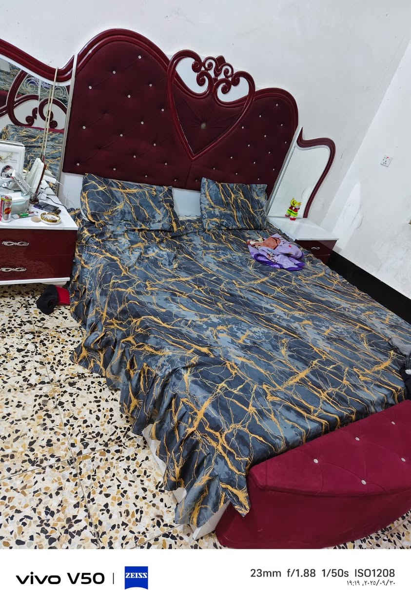 غرفه تركي ١٠ قطع نظيفه كلشہ للبيع بسعر مناسب الاتصال ؏ِ الرقم ***********
