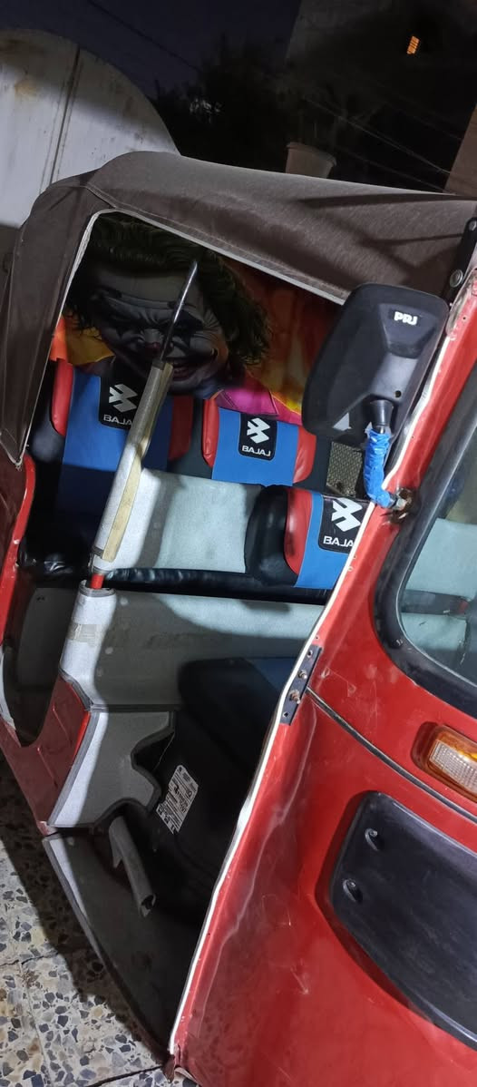 تكتك للبيع موديل 2018 مرقمة بغداد مكينة 20خير من الله سعرها 5250 وبيهة مجال حك جية 
بغداد منطقة العبيدي 
للاستفسار ،***********
